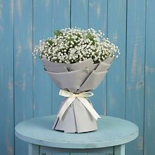 Букет цветов из:  Гипсофила в поселке имени Цюрупы