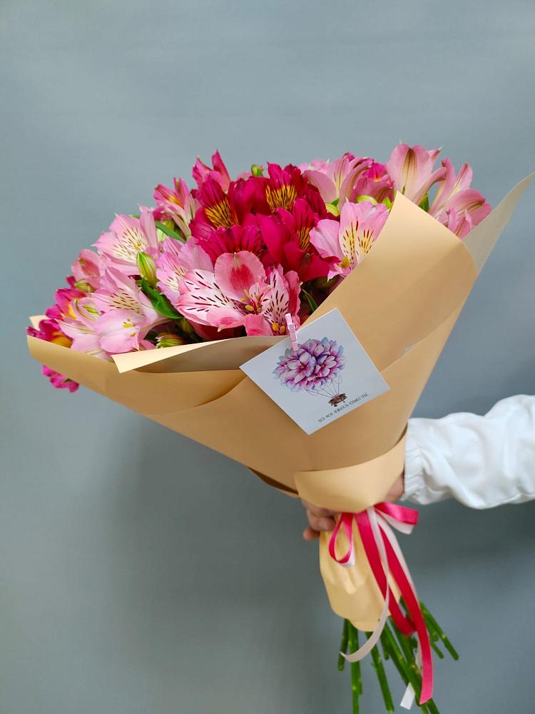 Букет малиновое вино в поселке имени Цюрупы Букет цветов из: Альстромерии в поселке имени Цюрупы