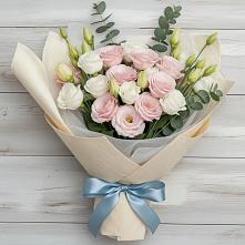 Букет цветов из:  Лизиантусы #REPLACE_PRED# поселке имени Цюрупы