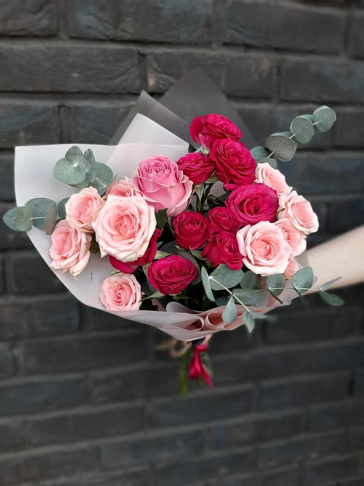 Букет роз Чудесное настроение в поселке имени Цюрупы Букет Чудесное настроение в поселке имени Цюрупы