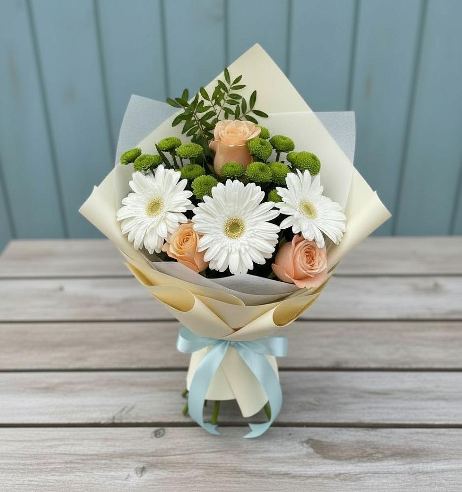 Букет цветов из: Герберы, Розы и Хризантемы в поселке имени Цюрупы