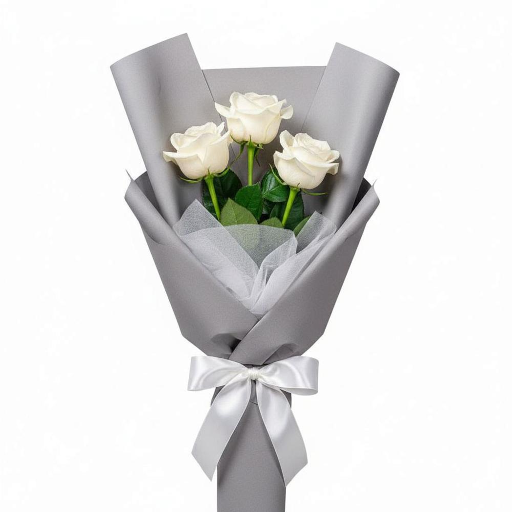Букет 3 белые розы в поселке имени Цюрупы