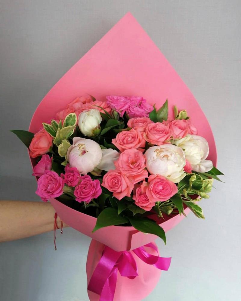 Букет Признание в любви в поселке имени Цюрупы Букет цветов из: Розы в поселке имени Цюрупы