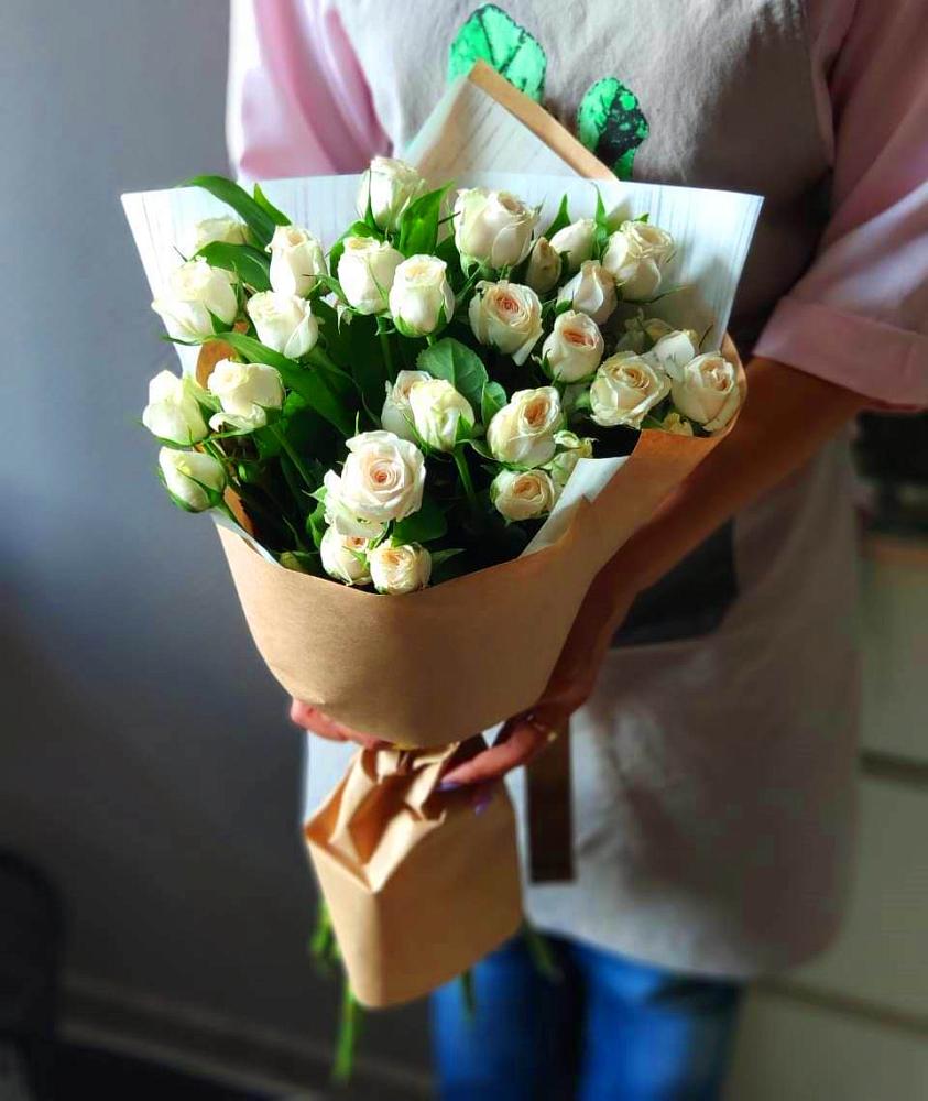 Букет хорошее настроение в поселке имени Цюрупы Букет цветов из: Розы в поселке имени Цюрупы