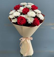 Букет цветов из:  Розы и Хризантемы в поселке имени Цюрупы