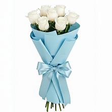 Букет 7 белых роз Проуд в поселке имени Цюрупы