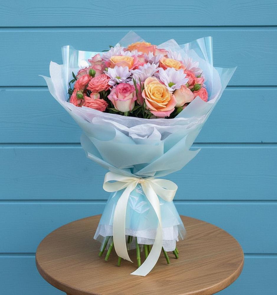 Букет Счастливые мгновение в поселке имени Цюрупы Букет цветов из: Хризантемы и Розы в поселке имени Цюрупы