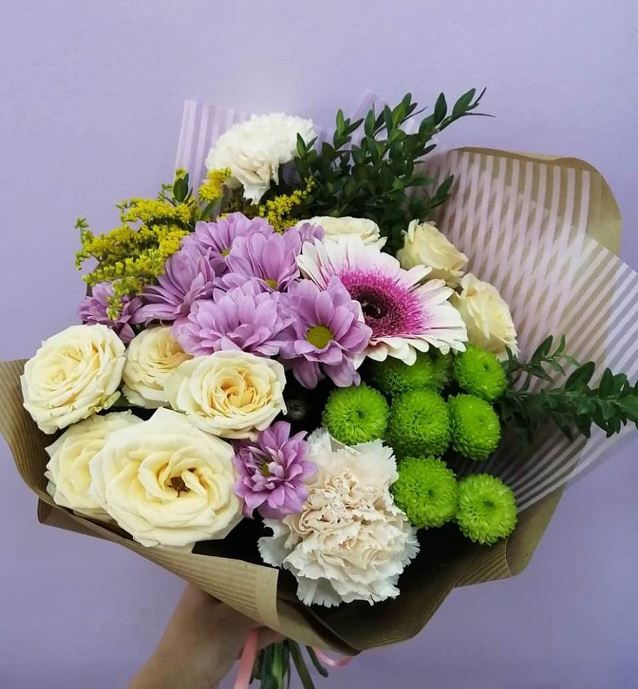 Букет цветов из: Хризантемы, Розы, Гвоздики и Герберы в поселке имени Цюрупы