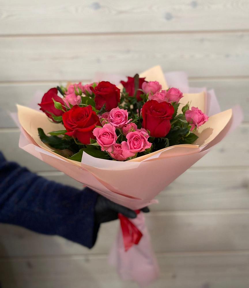 Букет тайны любви в поселке имени Цюрупы Букет цветов из: Розы в поселке имени Цюрупы