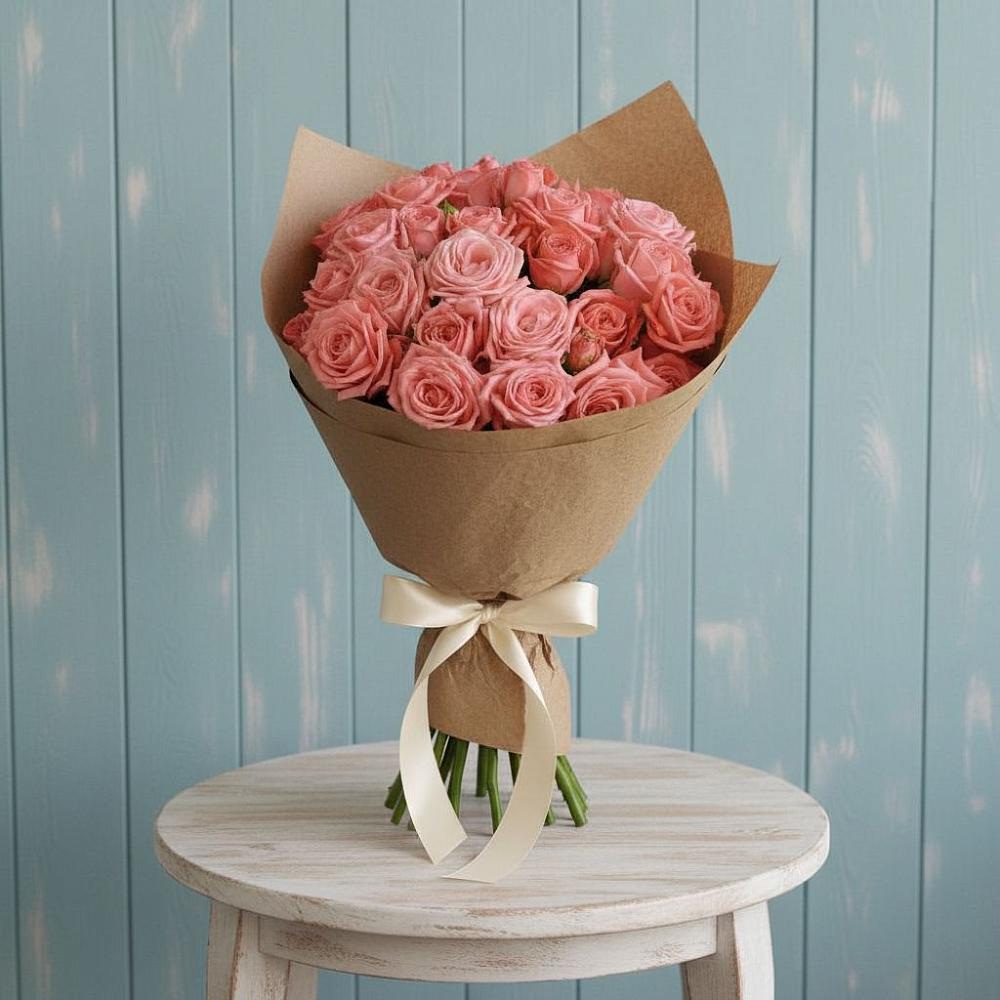 Букет цветов из: Розы в поселке имени Цюрупы